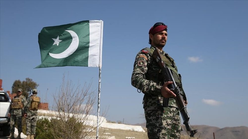 Eskalojnë tensionet: Pakistani e pezullon tregtinë me Indinë, anulon ...
